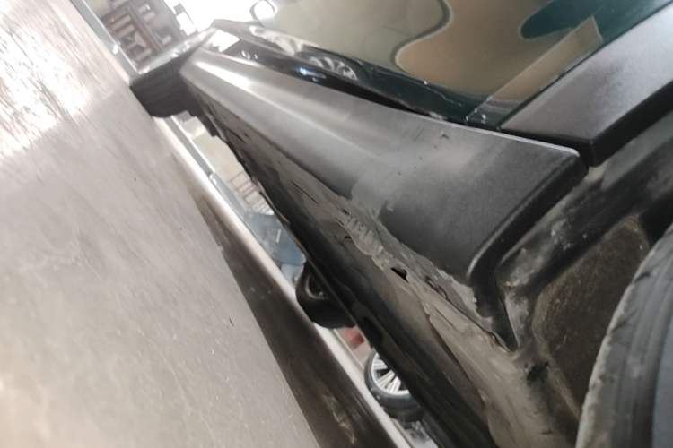 Used MINI 2016 1.5T COOPER Right Side Sill