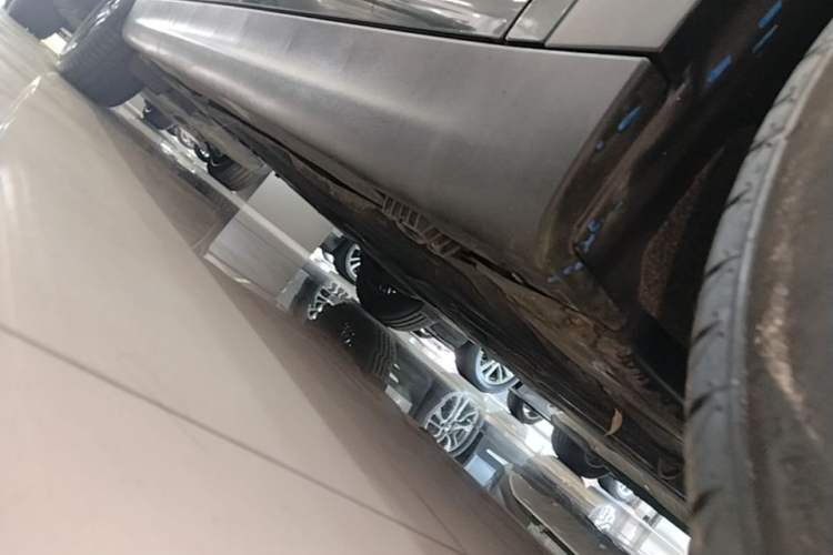 Used MINI 2016 1.5T COOPER Five-Door Edition Right Side Sill