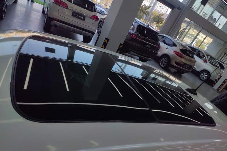 Used MINI 2016 1.2T ONE Pioneer Edition Five-Door Version Roof
