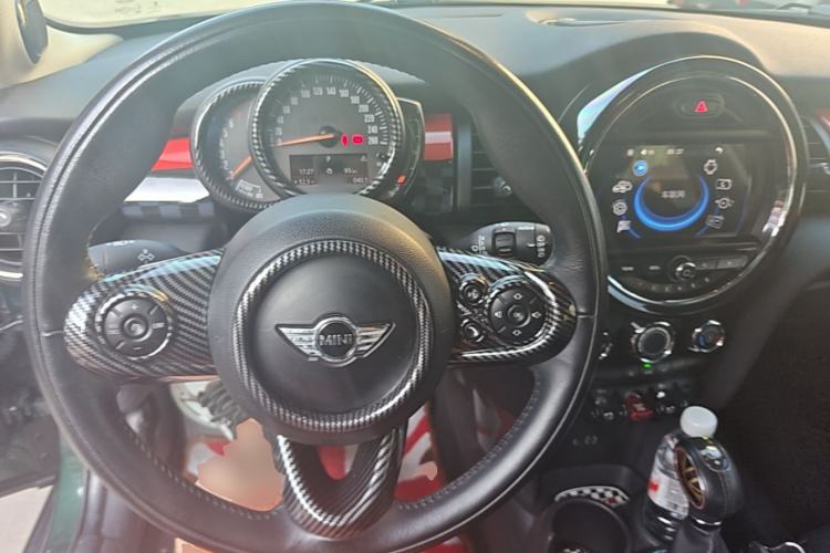 Used MINI 2016 1.2T ONE Pioneer Edition Five-Door Version Steering Wheel