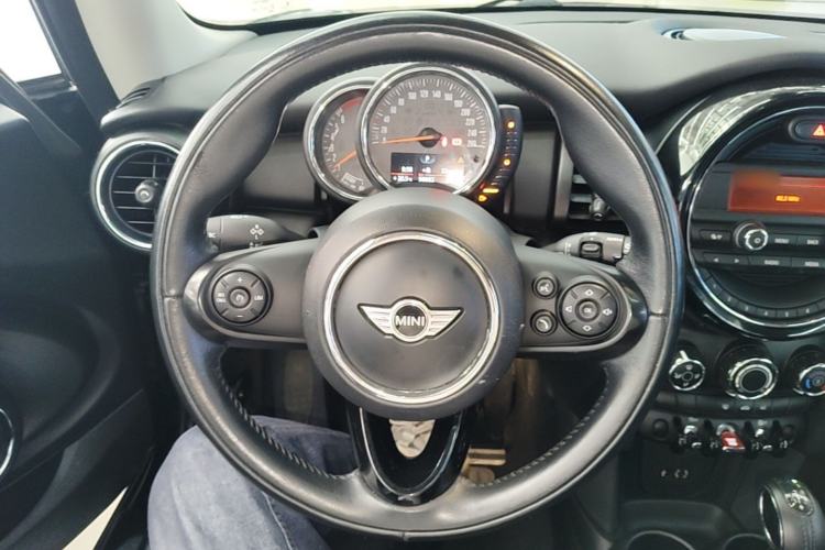 Used MINI 2016 1.2T ONE Pioneer Edition Steering Wheel