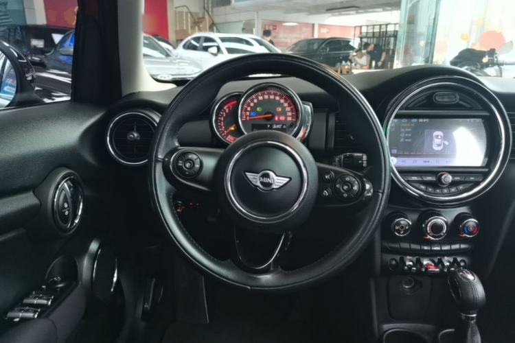Used MINI 2016 1.2T ONE Pioneer Edition Five-Door Version Steering Wheel