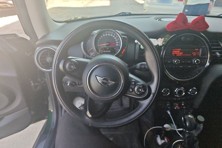 Used MINI 2016 1.2T ONE Pioneer Edition Steering Wheel
