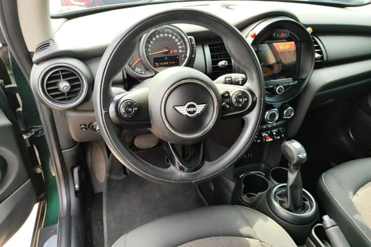 Used MINI 2016 1.2T ONE Pioneer Edition Steering Wheel