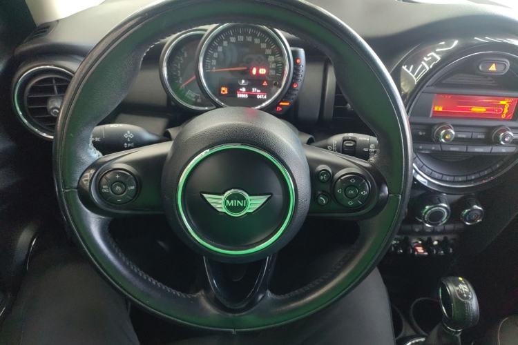 Used MINI 2016 1.2T ONE Pioneer Edition Five-Door Version Steering Wheel