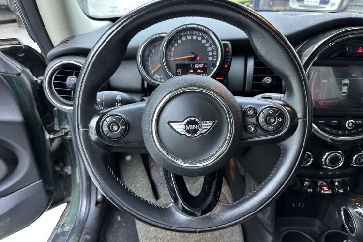 Used MINI 2016 1.2T ONE Pioneer Edition Steering Wheel