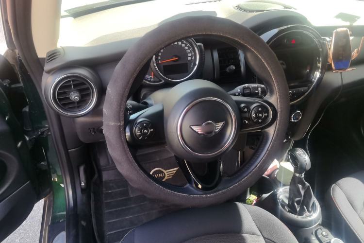 Used MINI 2016 1.2T ONE Pioneer Edition Steering Wheel