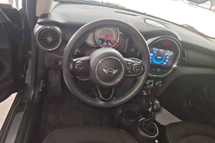 Used MINI 2016 1.2T ONE Pioneer Edition Steering Wheel