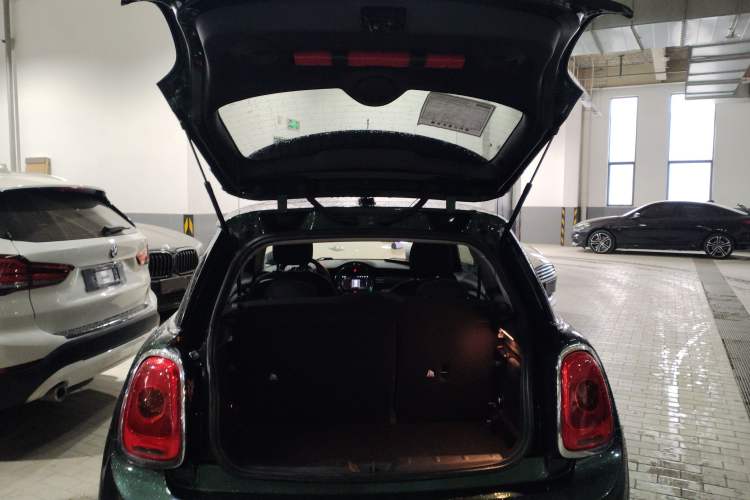 Used MINI 2016 1.2T ONE Pioneer Edition Trunk