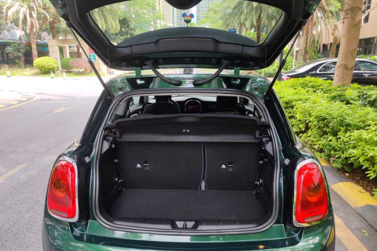 Used MINI 2016 1.2T ONE Pioneer Edition Trunk