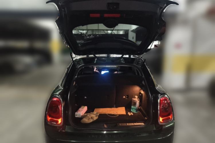 Used MINI 2016 2.0T COOPER S Five-Door Edition Trunk