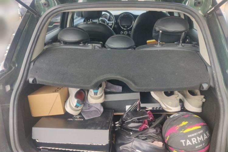 Used MINI 2016 1.2T ONE Five-Door Edition Trunk