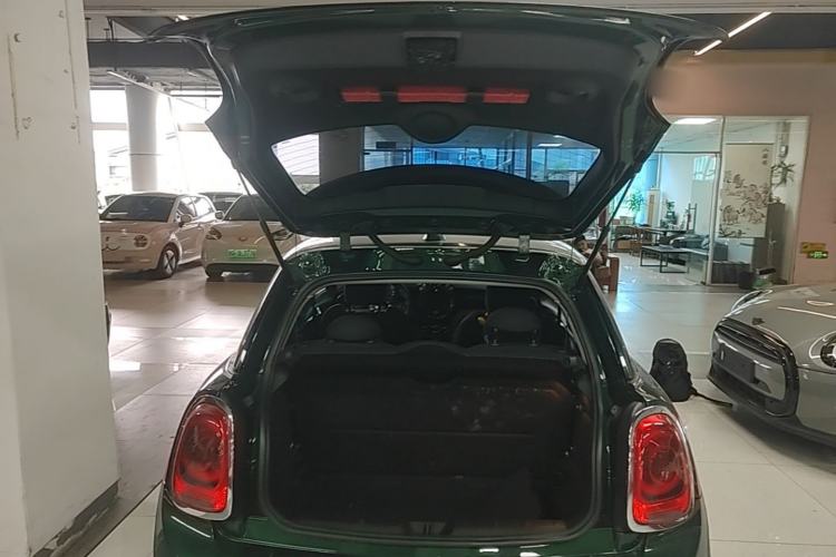 Used MINI 2016 1.5T COOPER SEVEN Trunk