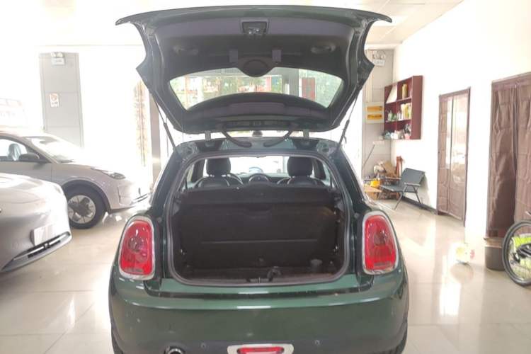 Used MINI 2016 1.5T COOPER Trunk
