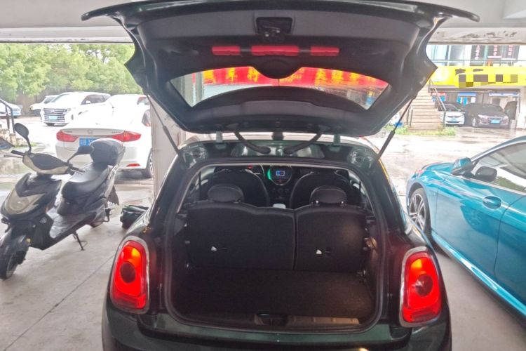 Used MINI 2016 1.2T ONE Pioneer Edition Trunk