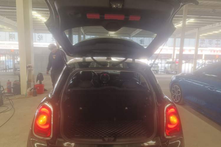 Used MINI 2016 2.0T COOPER S Trunk