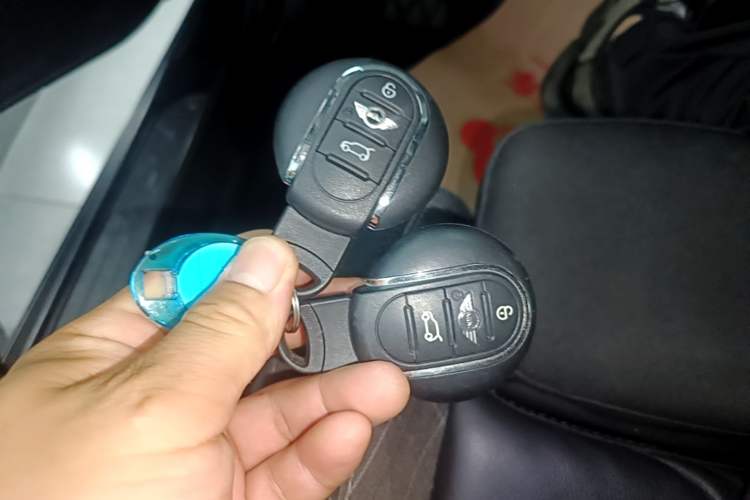 Used MINI 2016 1.5T COOPER Vehicle Key