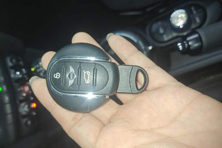 Used MINI 2016 1.5T COOPER Vehicle Key