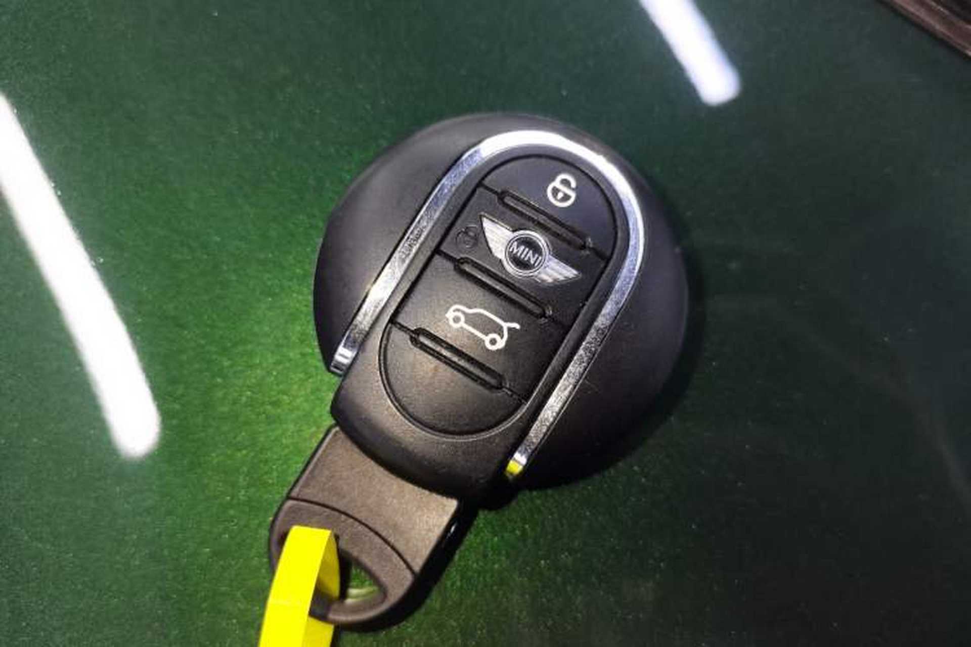 Used MINI 2016 1.2T ONE Pioneer Edition Five-Door Version Vehicle Key