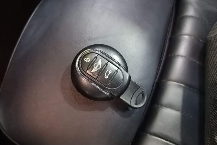 Used MINI 2016 2.0T COOPER S CABRIO Vehicle Key