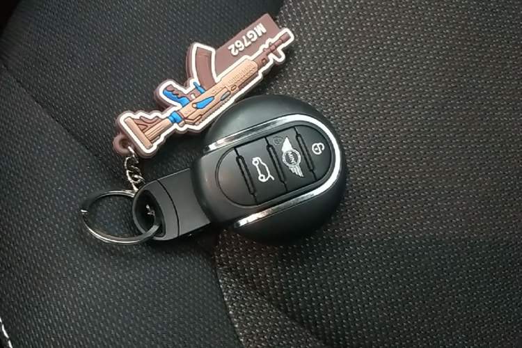 Used MINI 2016 1.2T ONE Pioneer Edition Five-Door Version Vehicle Key