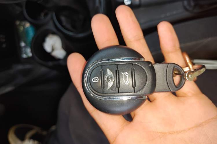 Used MINI 2016 1.5T COOPER Vehicle Key