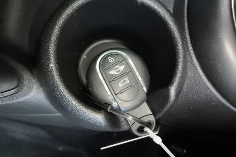 Used MINI 2016 1.2T ONE Pioneer Edition Vehicle Key