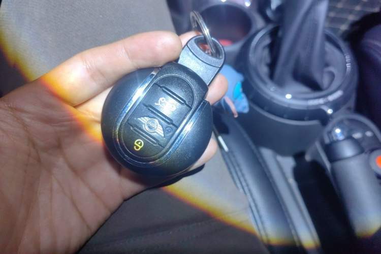 Used MINI 2016 1.5T COOPER Five-Door Edition Vehicle Key