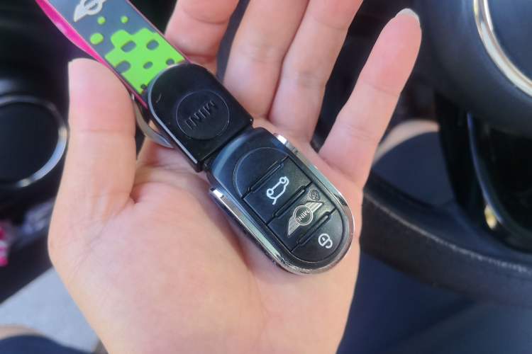 Used MINI 2016 1.2T ONE Pioneer Edition Vehicle Key
