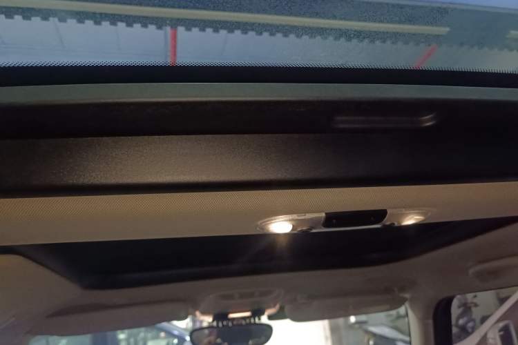 Used MINI 2016 1.5T COOPER Five-Door Edition Headliner