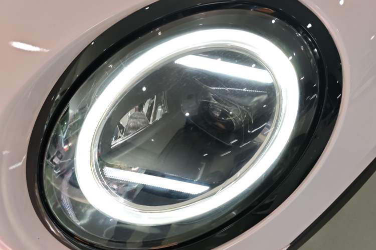 Used MINI 2016 1.2T ONE Left Front Headlight