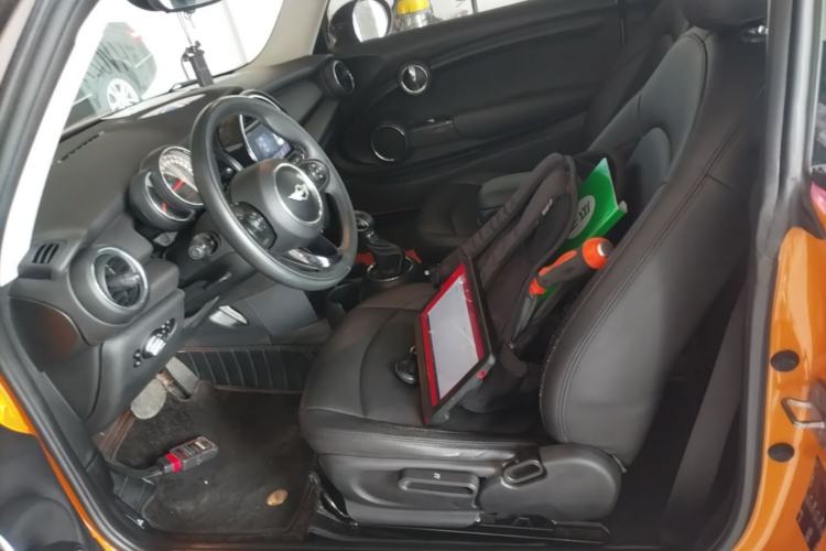 Used MINI 2016 1.2T ONE Pioneer Edition Left Front Seat