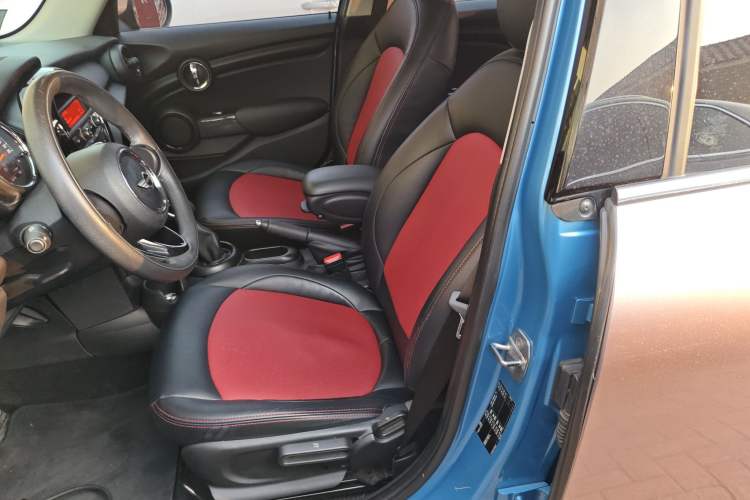 Used MINI 2016 1.2T ONE Five-Door Edition Left Front Seat