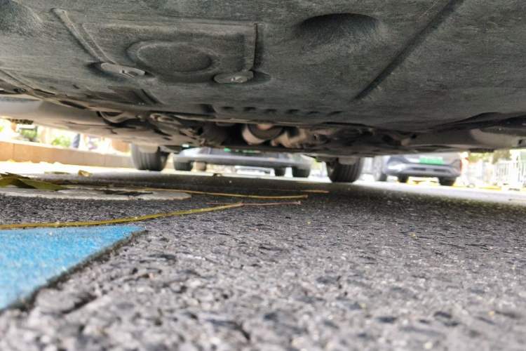 Used MINI 2016 1.5T COOPER Pioneer Edition Five-Door Model Chassis Front