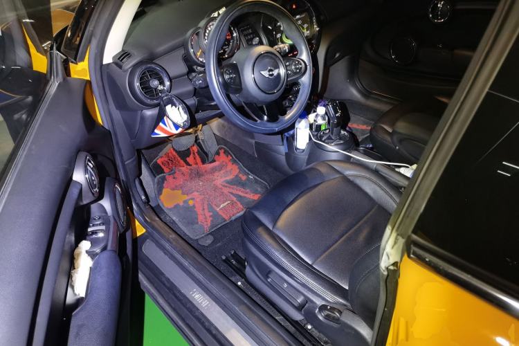 Used MINI 2016 1.5T COOPER Driver Seat