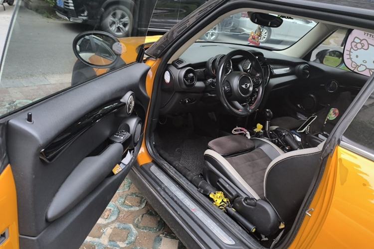 Used MINI 2016 2.0T COOPER S Driver Seat