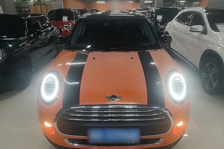 Used MINI 2016 1.2T ONE Pioneer Edition Five-Door Version Front