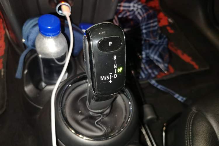 Used MINI 2016 1.5T COOPER Gear Lever