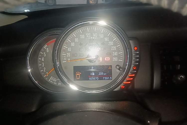 Used MINI 2016 1.2T ONE Pioneer Edition Five-Door Version Instrument Cluster