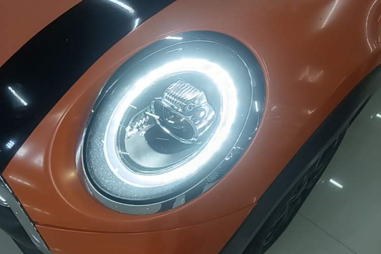 Used MINI 2016 1.2T ONE Pioneer Edition Five-Door Version Left Front Headlight