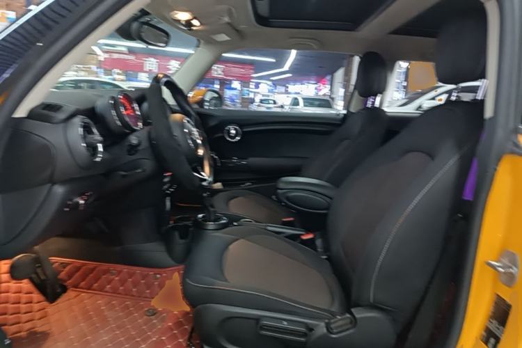 Used MINI 2016 1.2T ONE Left Front Seat