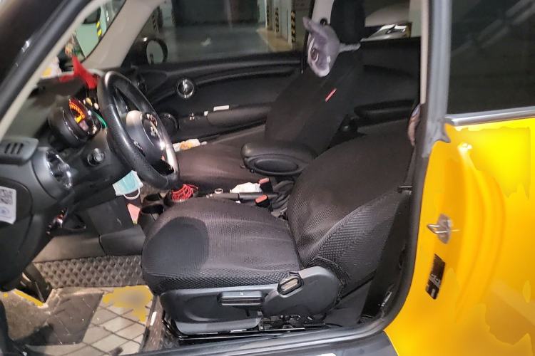 Used MINI 2016 1.2T ONE Pioneer Edition Left Front Seat