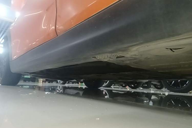 Used MINI 2016 1.2T ONE Pioneer Edition Five-Door Version Left Side Sill