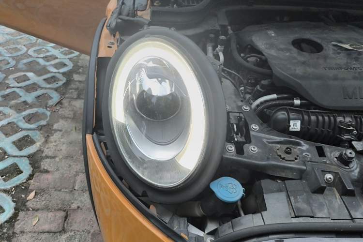 Used MINI 2016 2.0T COOPER S Right Front Headlight