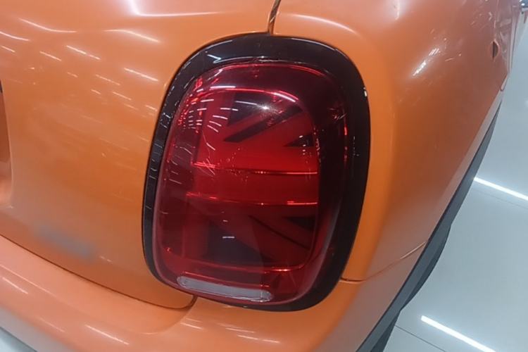 Used MINI 2016 1.2T ONE Pioneer Edition Five-Door Version Right Rear Taillight