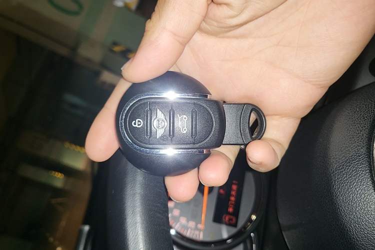 Used MINI 2016 1.2T ONE Pioneer Edition Vehicle Key