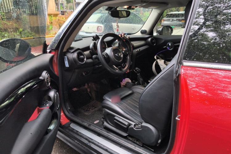 Used MINI 2016 1.5T COOPER Performance Edition Driver Seat