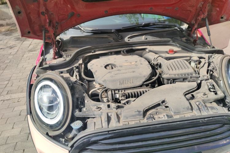Used MINI 2016 1.5T COOPER Five-Door Edition Engine Bay Right