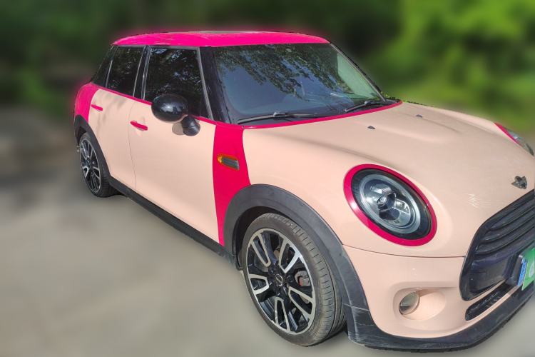 Used MINI 2016 1.5T COOPER Five-Door Edition Front Right 45 Deg