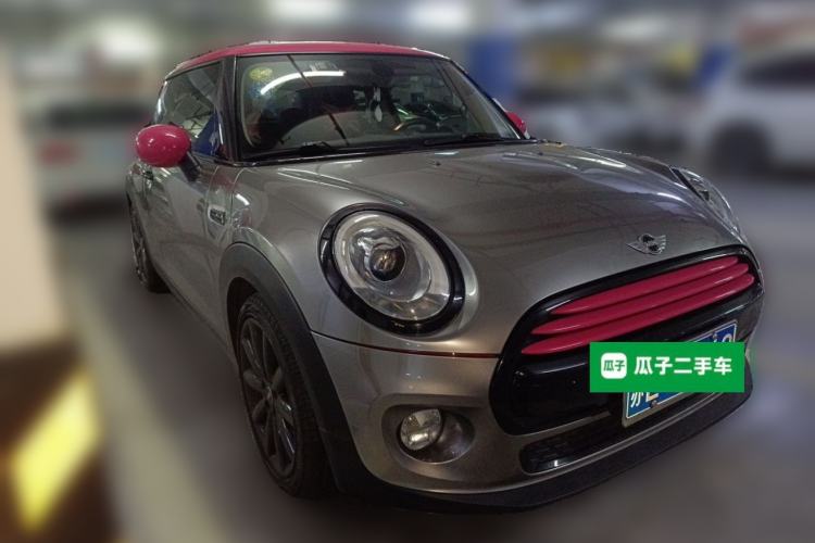 Used MINI 2016 1.5T COOPER Avant-Garde Front Right 45 Deg